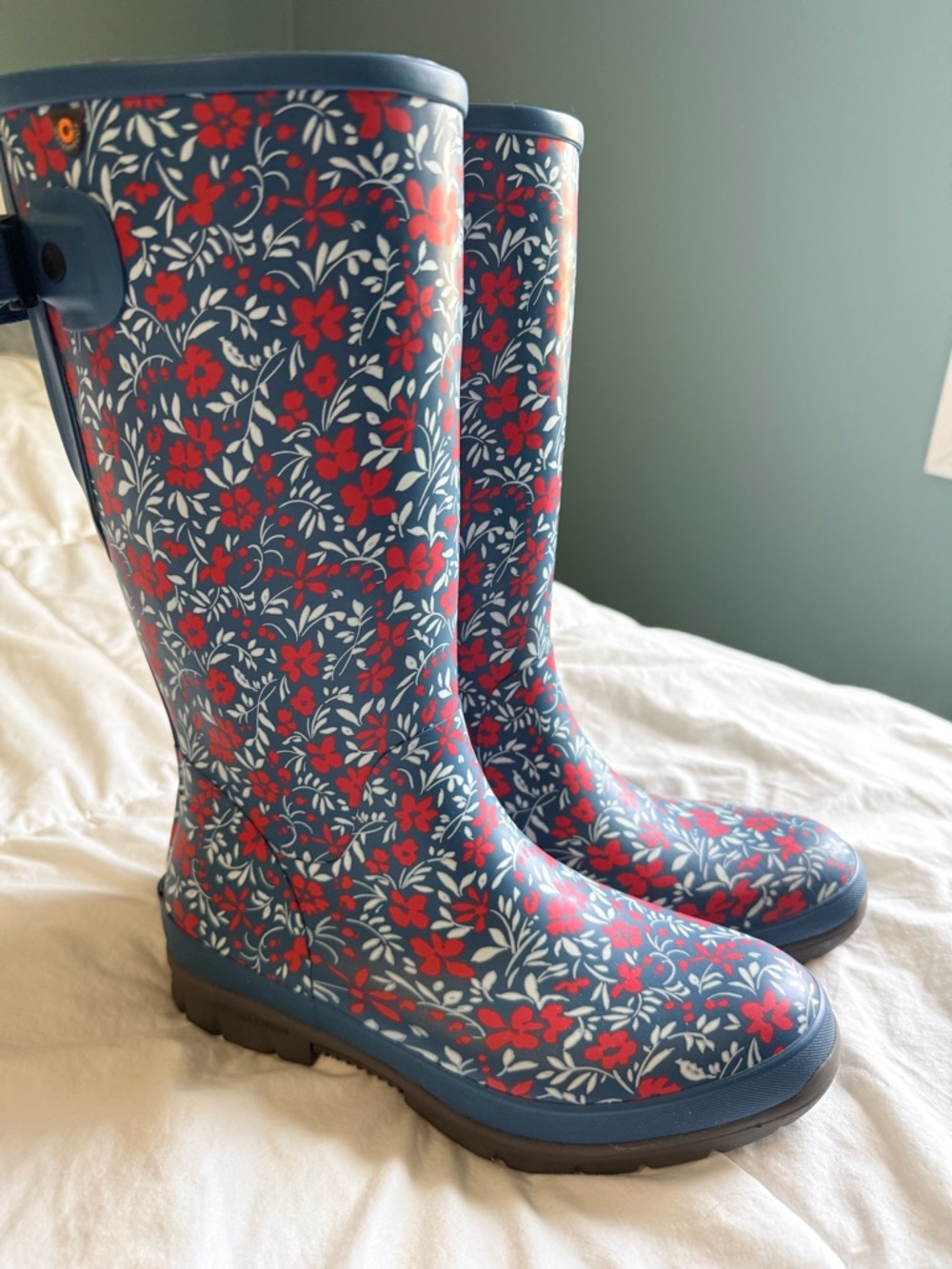 Bogs Women's Navy Floral Rain Boots with Red & White Flowers